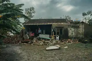 Reparação de danos causados ​​por tempestades